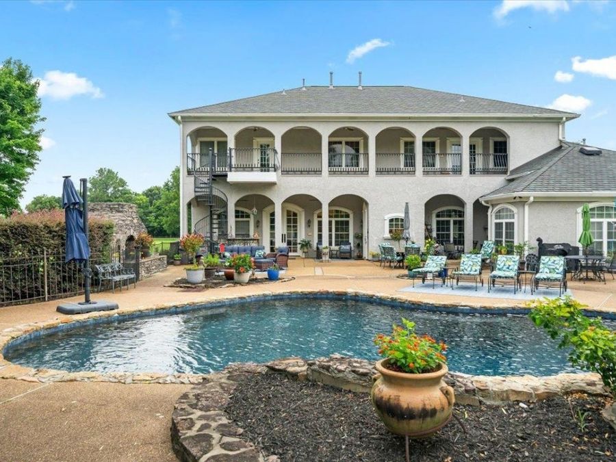 Property Image 5