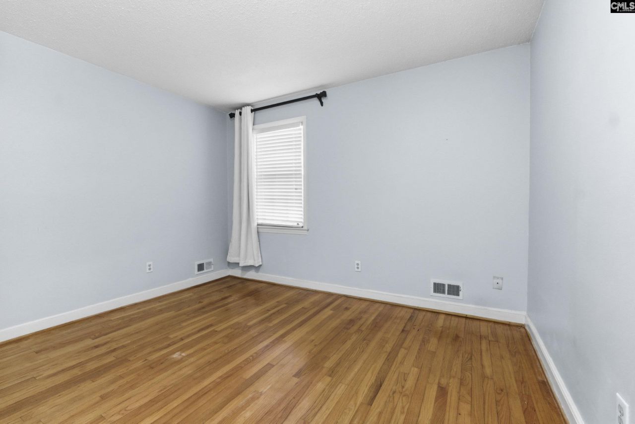 6627 Christie Road  Photo 18