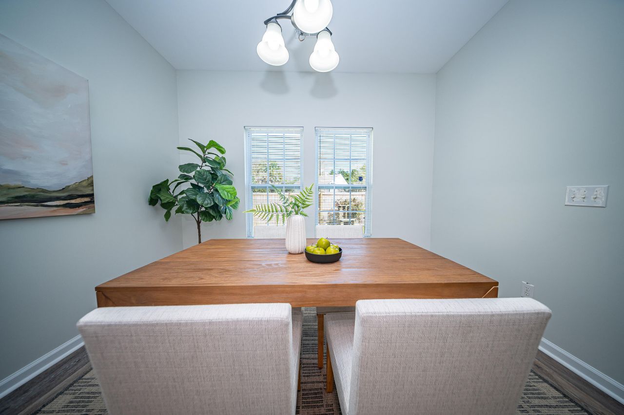 402 Pomegranate Drive Photo 19