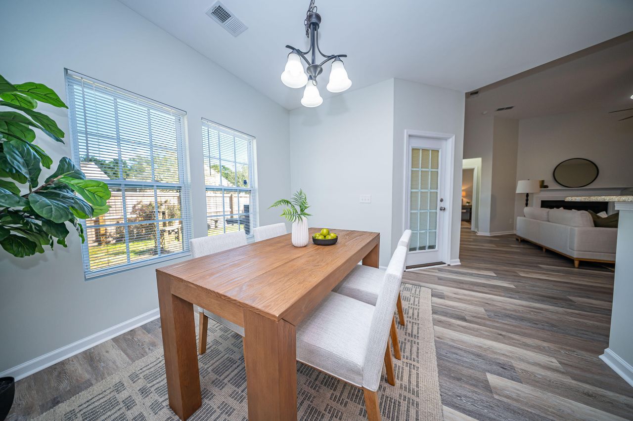 402 Pomegranate Drive Photo 20