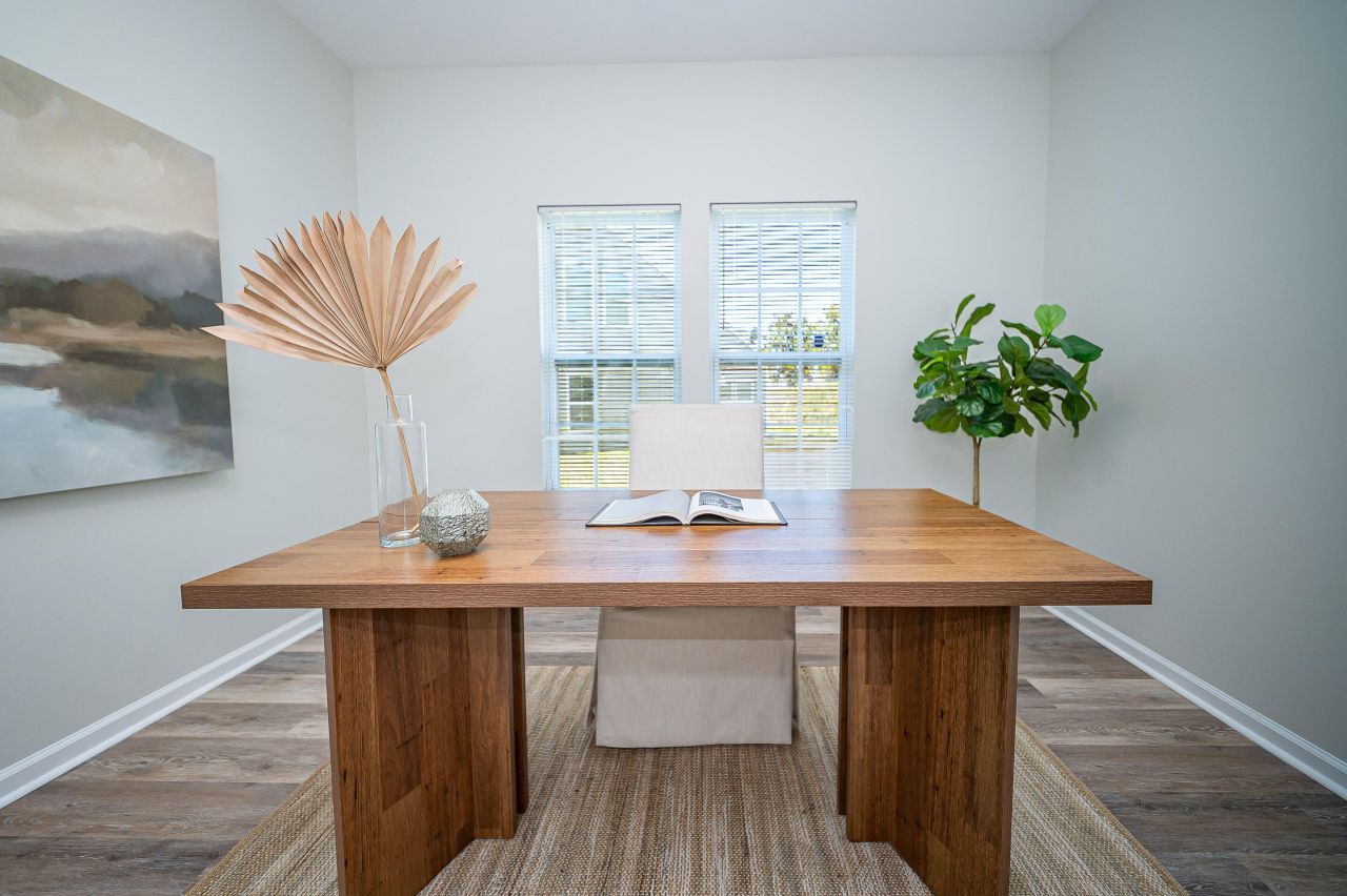 402 Pomegranate Drive Photo 24