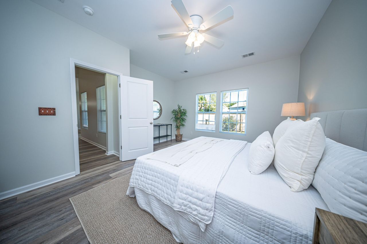 402 Pomegranate Drive Photo 29