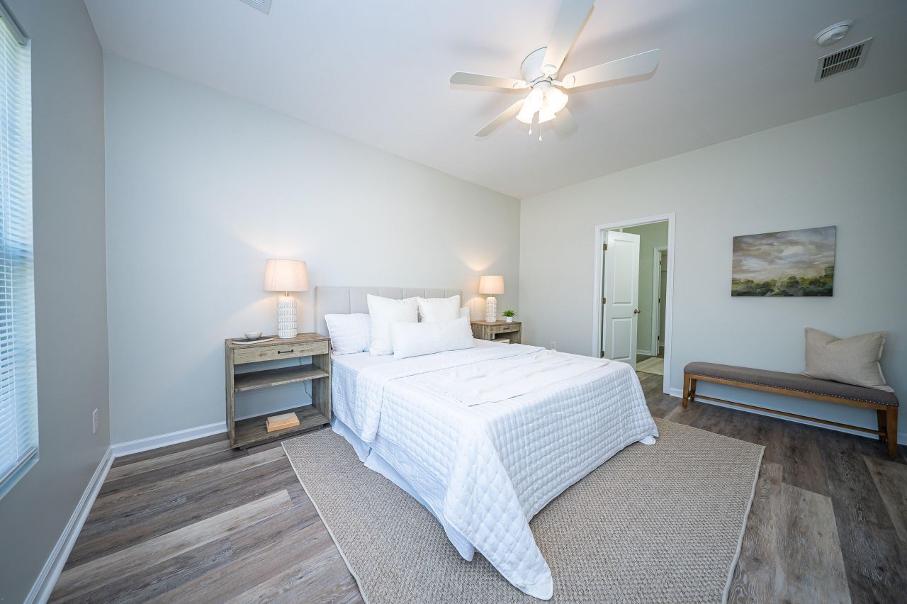 402 Pomegranate Drive Photo 30