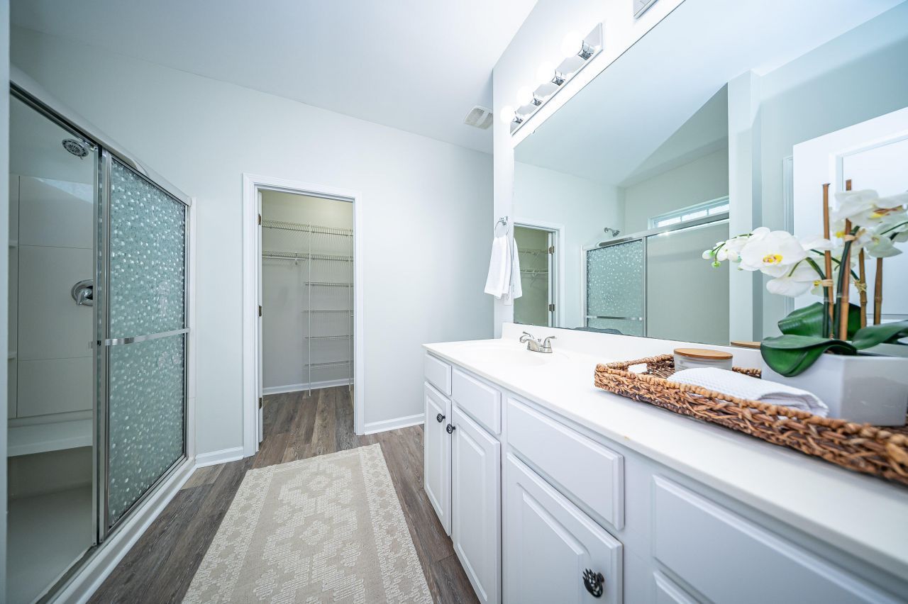 402 Pomegranate Drive Photo 33