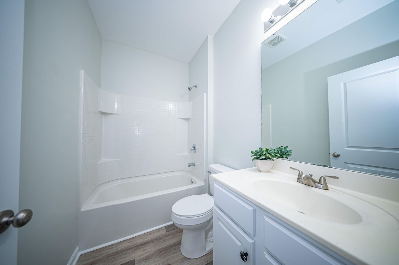 402 Pomegranate Drive Photo 40