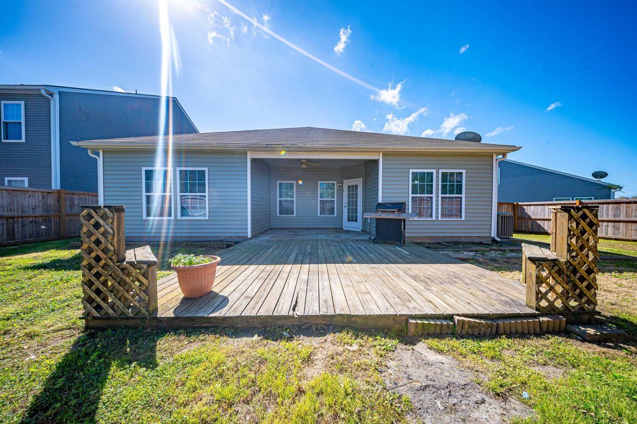 402 Pomegranate Drive Photo 49