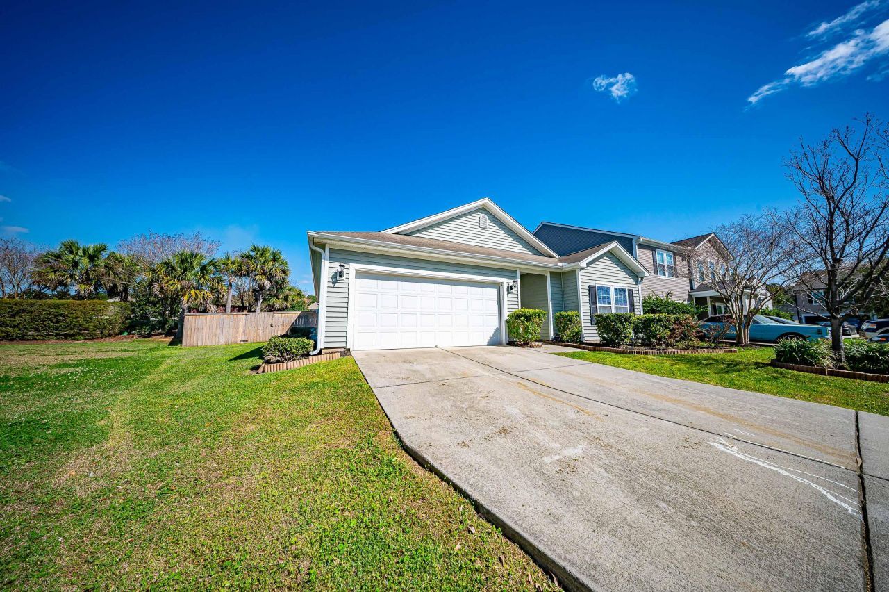 402 Pomegranate Drive Photo 5