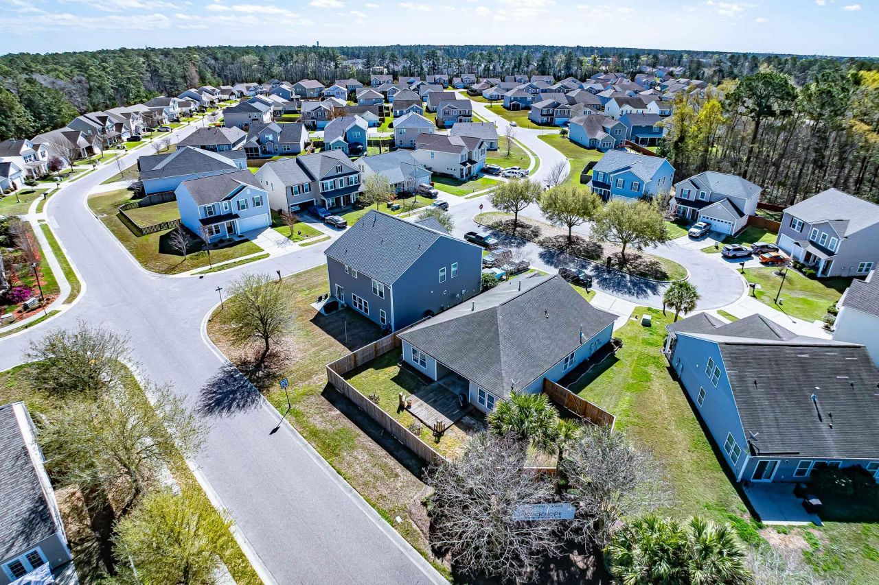 402 Pomegranate Drive Photo 60