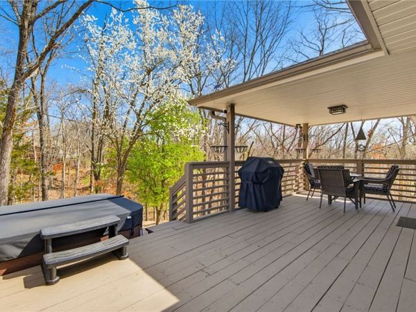 17 Ettington Lane, Bella Vista, AR 72714