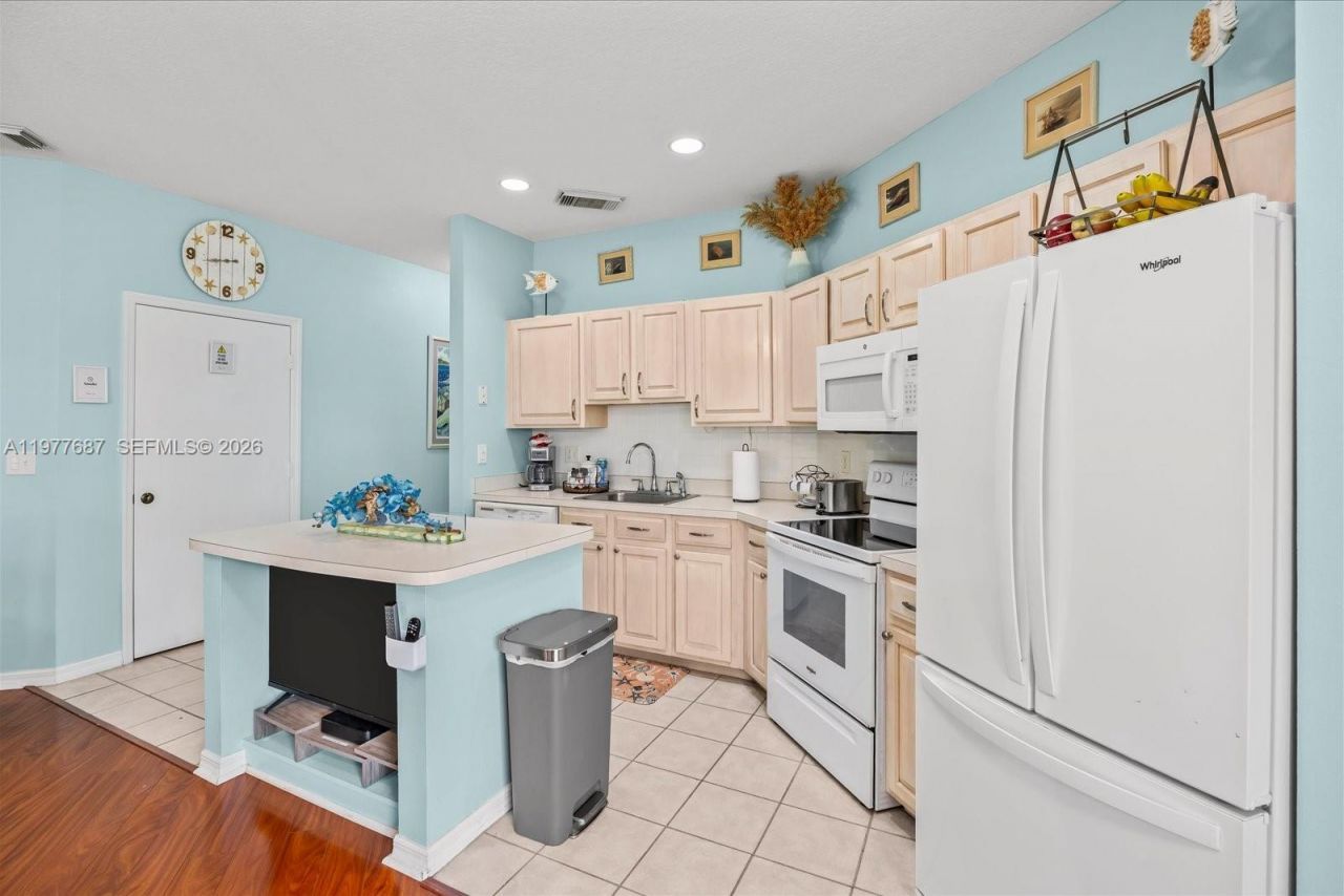 9919 Perfect Dr , Unit 107, Port Saint Lucie, FL 34986 Photo