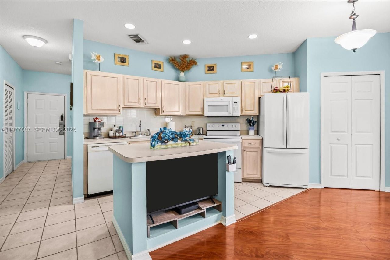 9919 Perfect Dr , Unit 107, Port Saint Lucie, FL 34986 Photo