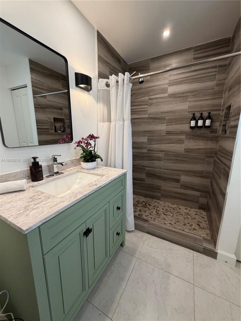 930 NW 145th Ter, Miami, FL 33168 Photo