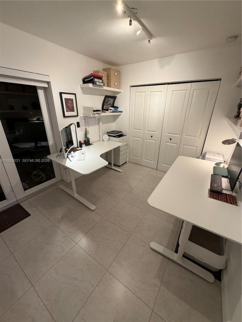 930 NW 145th Ter, Miami, FL 33168 Photo