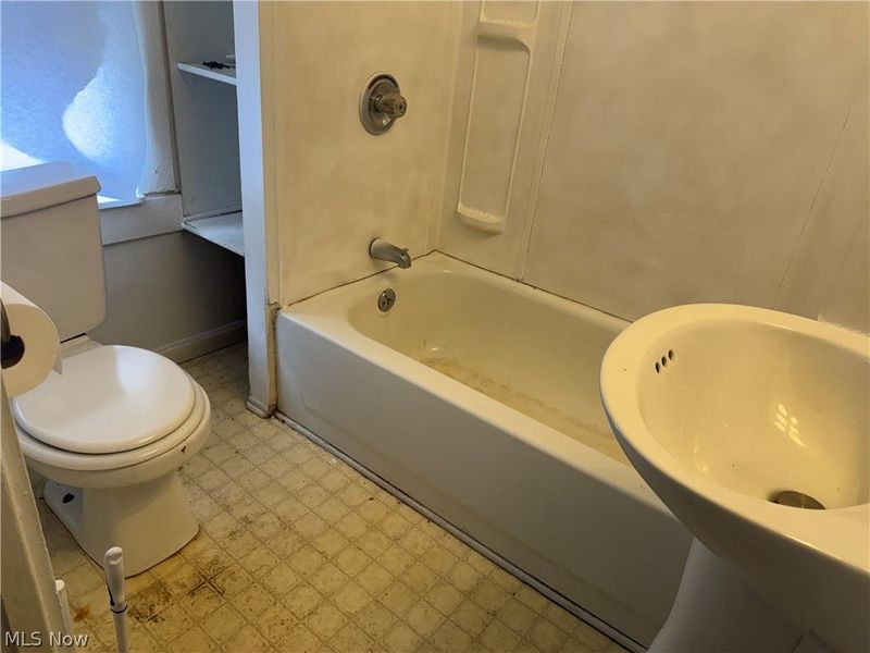 318 Miller Rear Street, Ashland, OH 44805 Photo 10