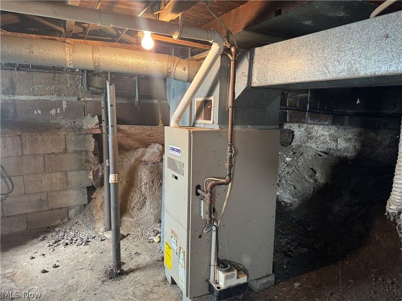 318 Miller Rear Street, Ashland, OH 44805 Photo 12