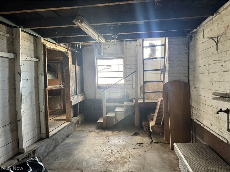 318 Miller Rear Street, Ashland, OH 44805 Photo 16