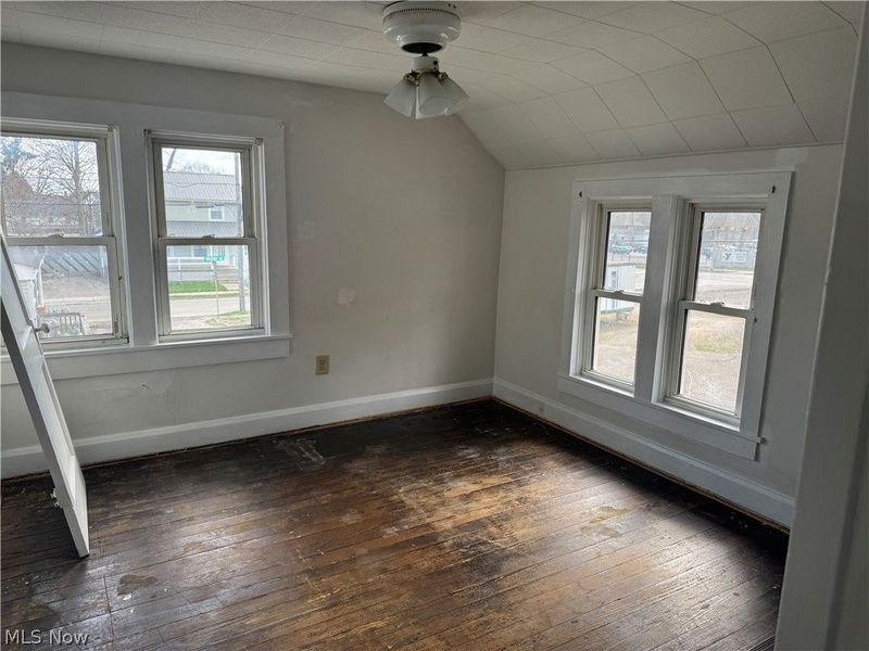 318 Miller Rear Street, Ashland, OH 44805 Photo 9