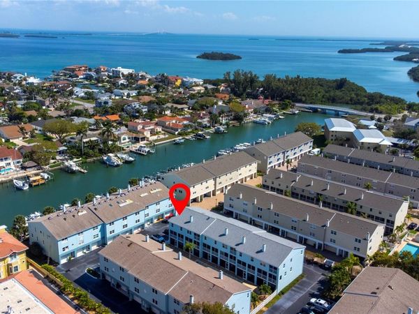 1101 PINELLAS BAYWAY S, Unit 206, TIERRA VERDE, FL 33715