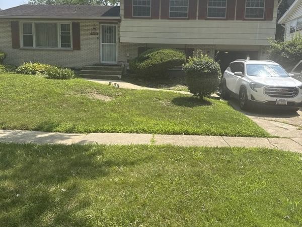 3509 Birchwood Drive , Hazel Crest, IL 60429