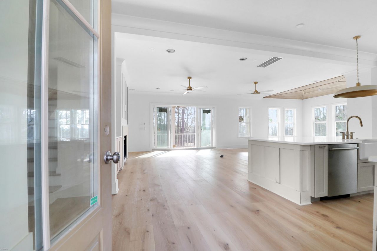 4663 Causey Pond Road Photo 8