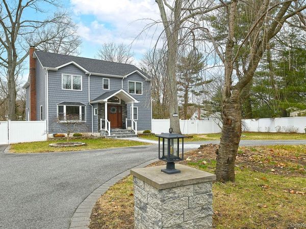 2457 New York Avenue , Melville, NY 11747