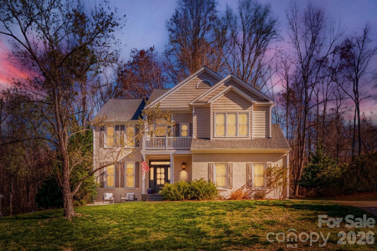 8607 Forest Shadow Circle, Cornelius, NC 28031 Main Photo