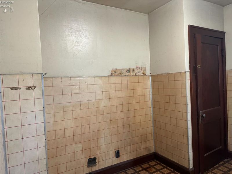 427 N Locust Street, Oak Harbor, OH 43449 Photo 10