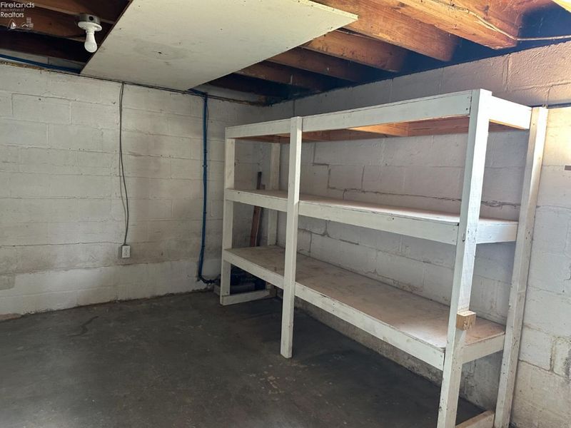 427 N Locust Street, Oak Harbor, OH 43449 Photo 24