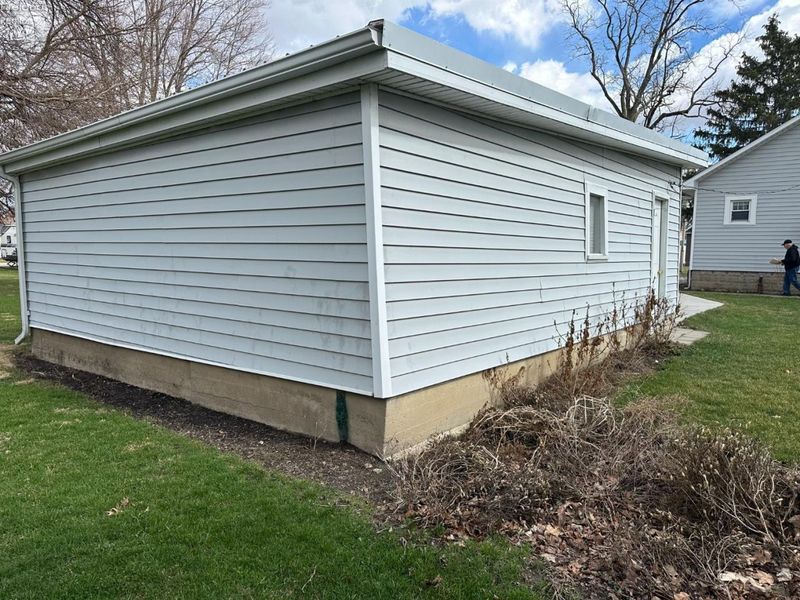 427 N Locust Street, Oak Harbor, OH 43449 Photo 6