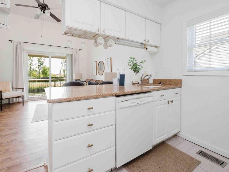 8908 W Canada Goose Court, Oak Harbor, OH 43449 Photo 12