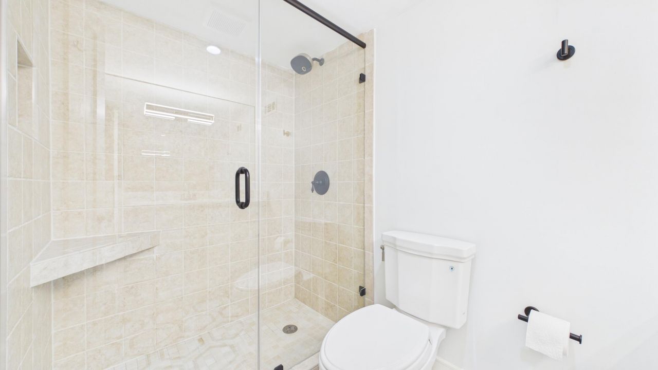 30 Anson Street Photo 71