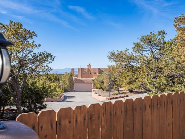 4 Old Agua Fria E, Santa Fe, NM 87508