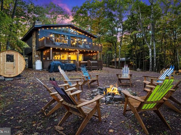 79 SKYE DRIVE , LAKE HARMONY, PA 18624