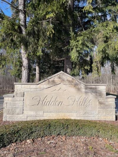 Darren, Washington Township, MI 48094 Main Photo