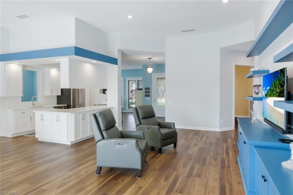 4322 Queen Elizabeth Way, Naples, FL 34119 Photo