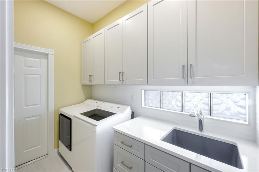 4322 Queen Elizabeth Way, Naples, FL 34119 Photo