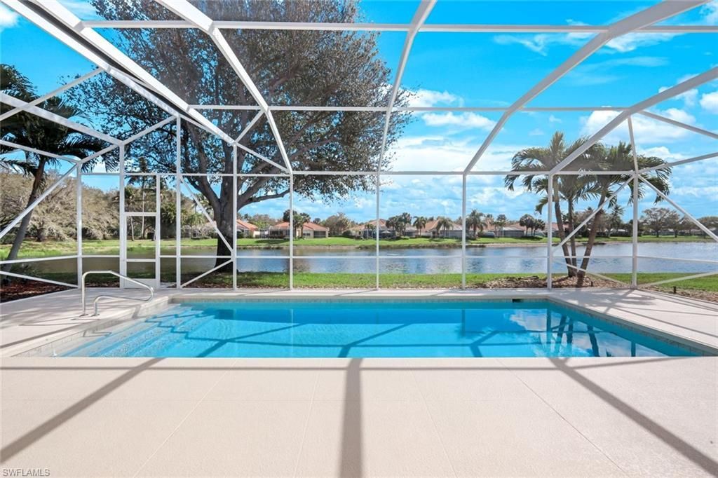 4322 Queen Elizabeth Way, Naples, FL 34119 Photo