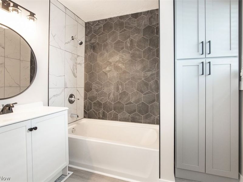 3782 Edgepark Drive, Akron, OH 44319 Photo 18