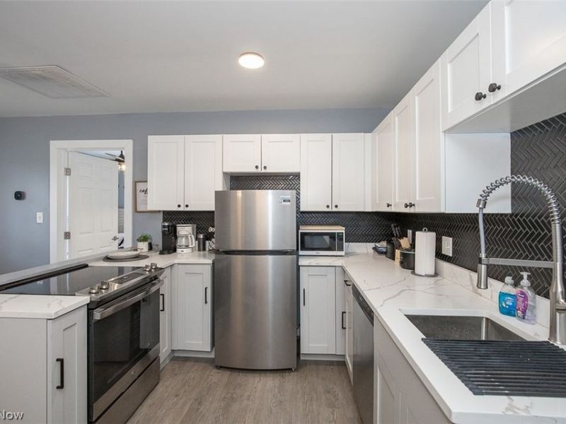 3782 Edgepark Drive, Akron, OH 44319 Photo 39