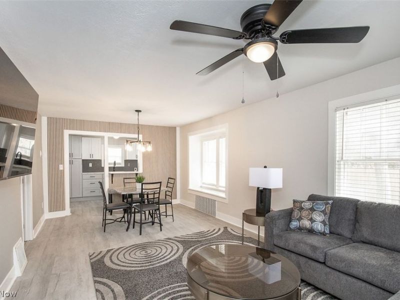 3782 Edgepark Drive, Akron, OH 44319 Photo 5