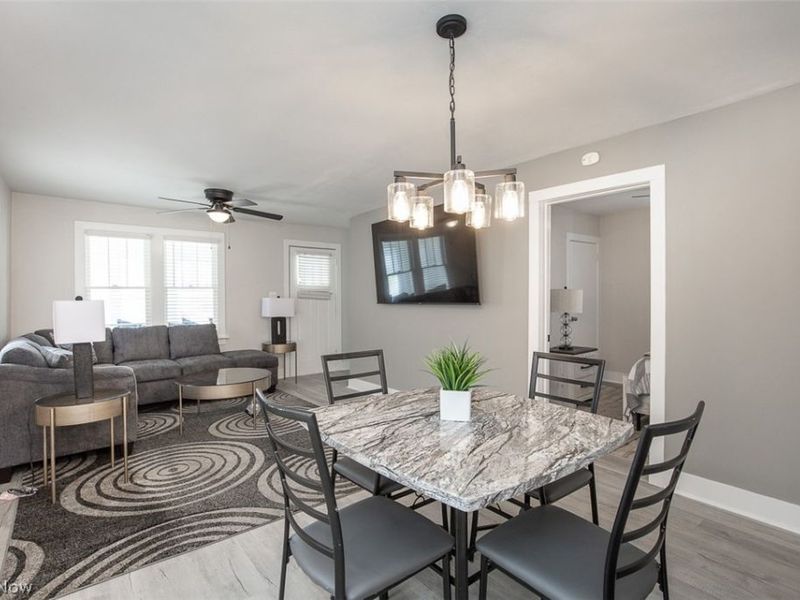 3782 Edgepark Drive, Akron, OH 44319 Photo 7