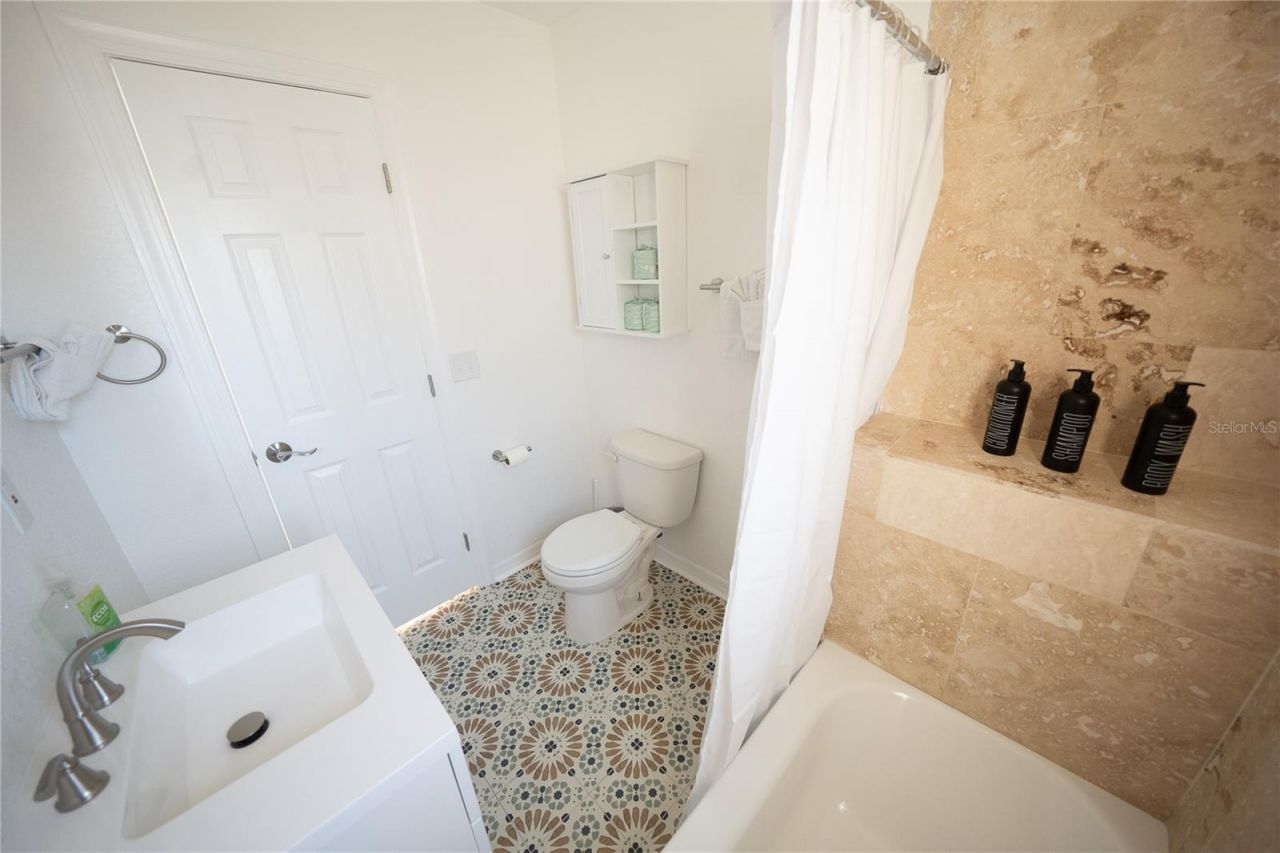 130 177th Ter W, Redington Shores, FL 33708 Photo