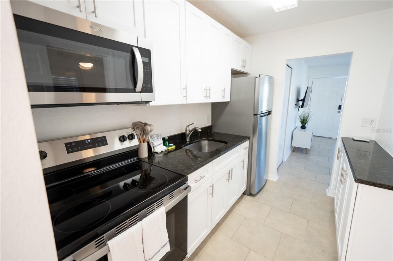 130 177th Ter W, Redington Shores, FL 33708 Photo