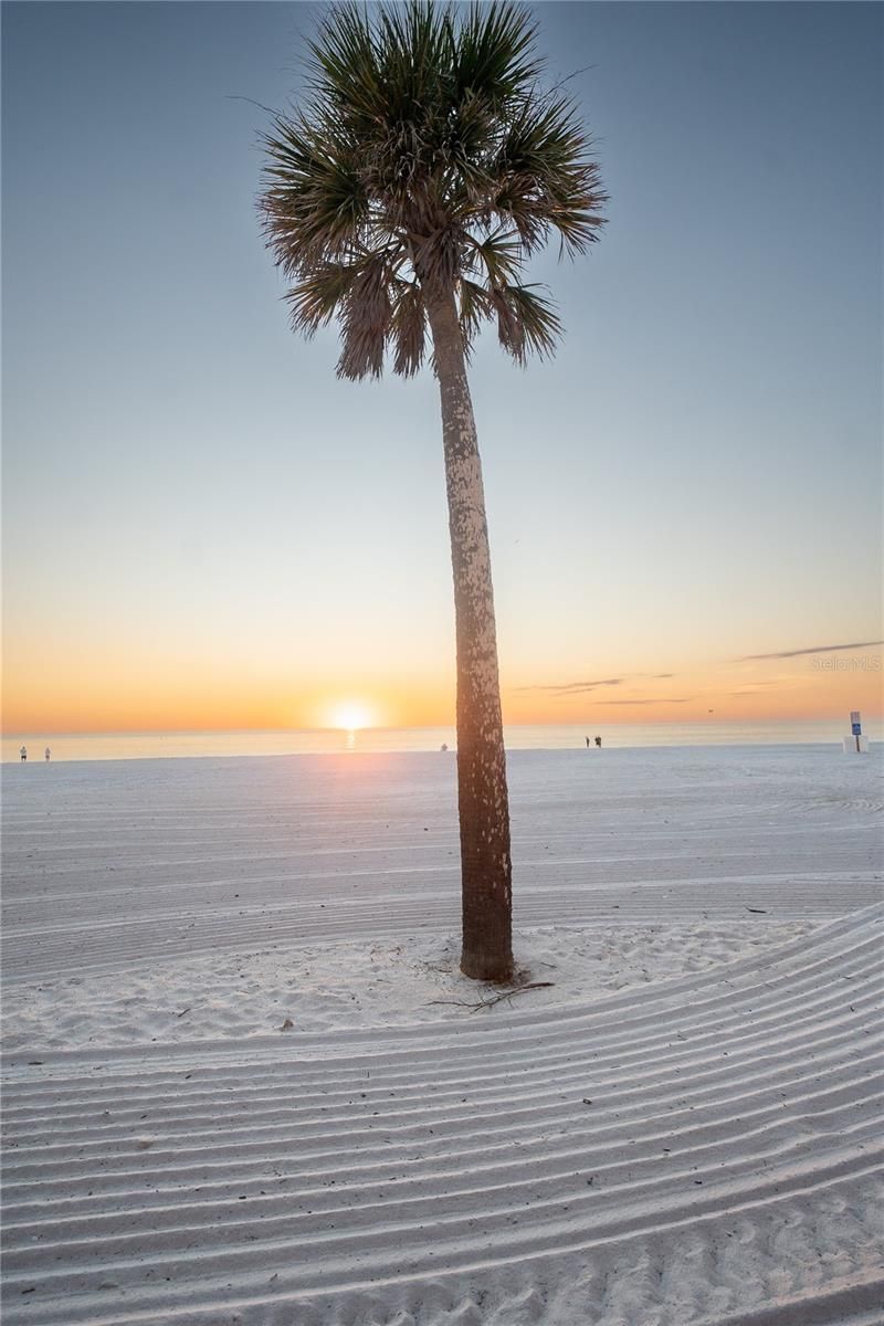 130 177th Ter W, Redington Shores, FL 33708 Photo