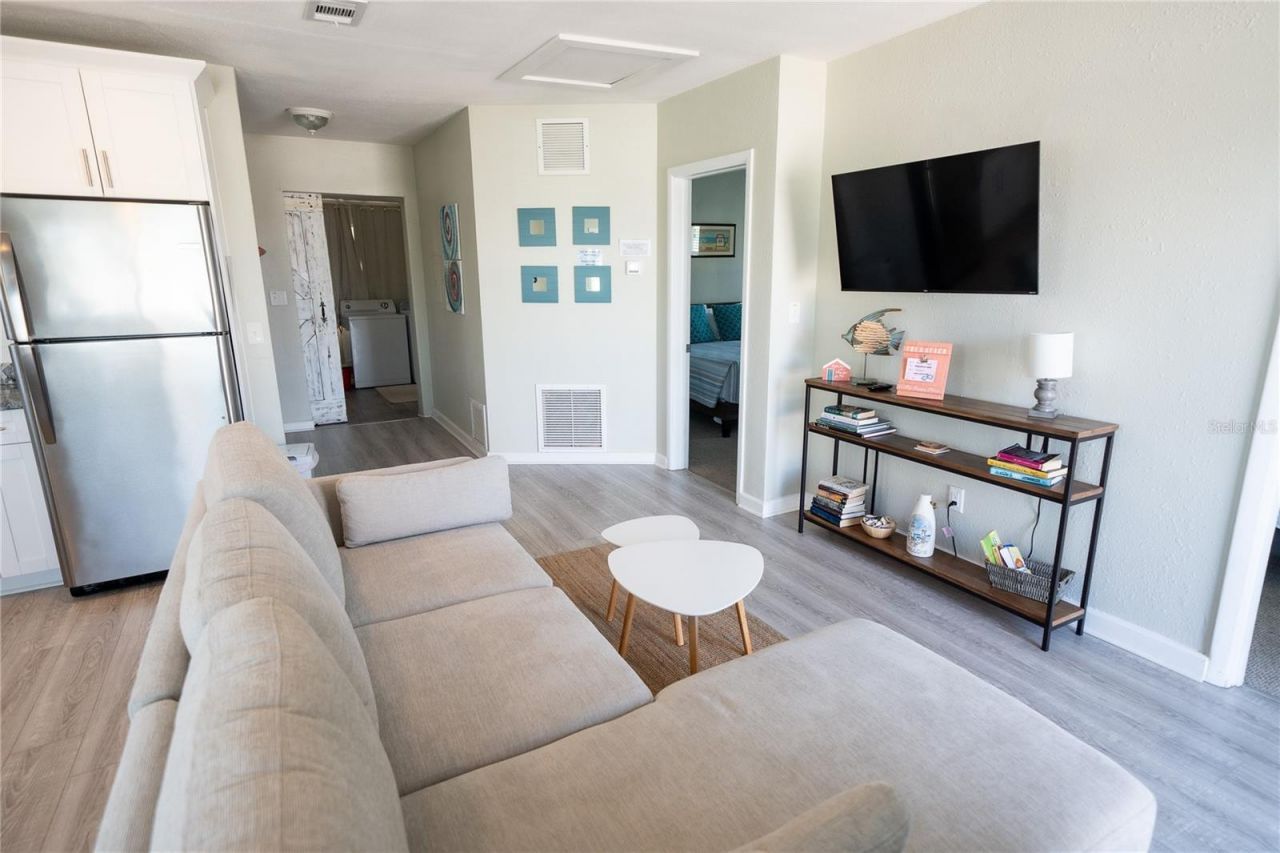 130 177th Ter W, Redington Shores, FL 33708 Photo