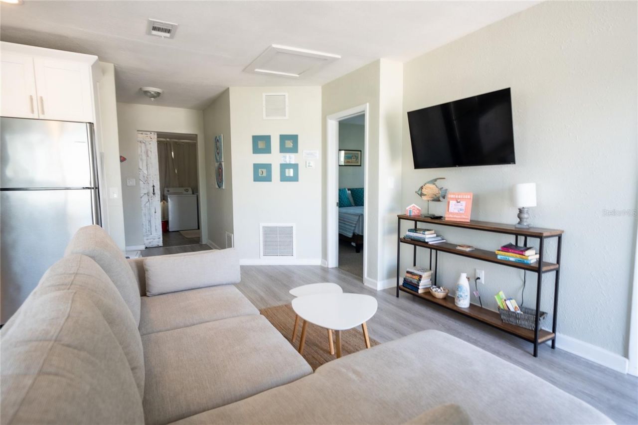 130 177th Ter W, Redington Shores, FL 33708 Photo