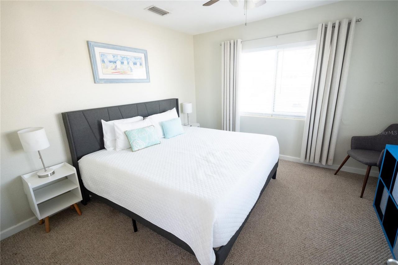 130 177th Ter W, Redington Shores, FL 33708 Photo