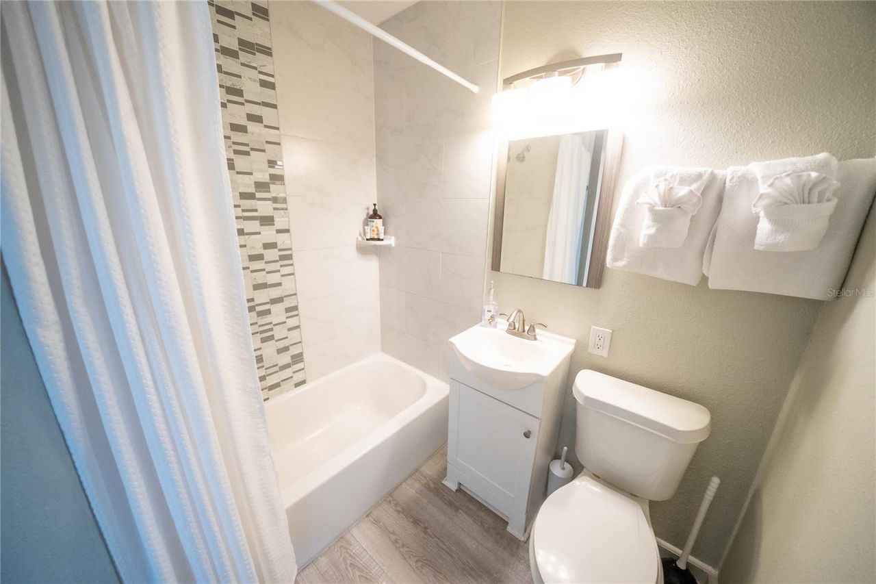 130 177th Ter W, Redington Shores, FL 33708 Photo