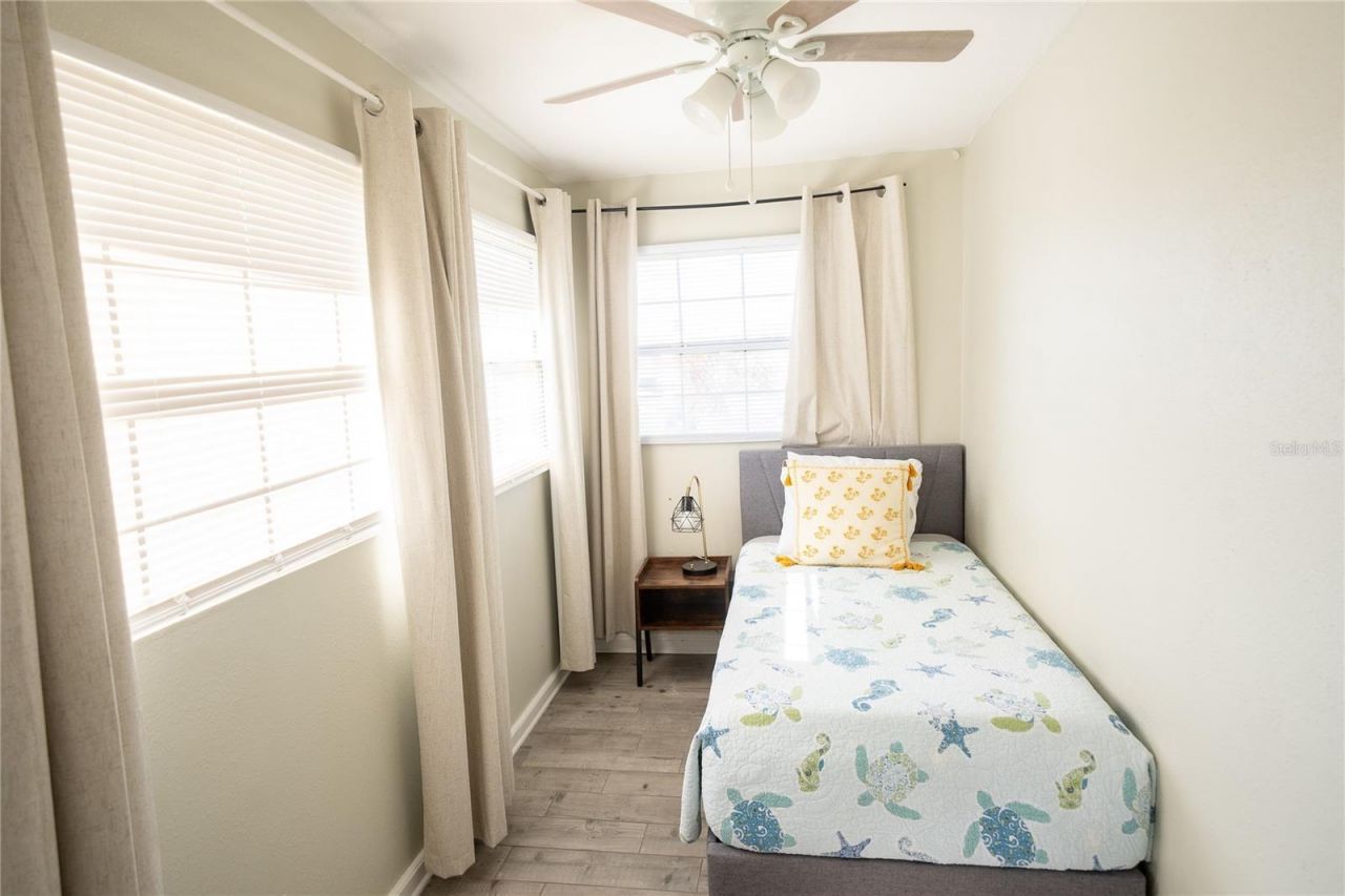 130 177th Ter W, Redington Shores, FL 33708 Photo