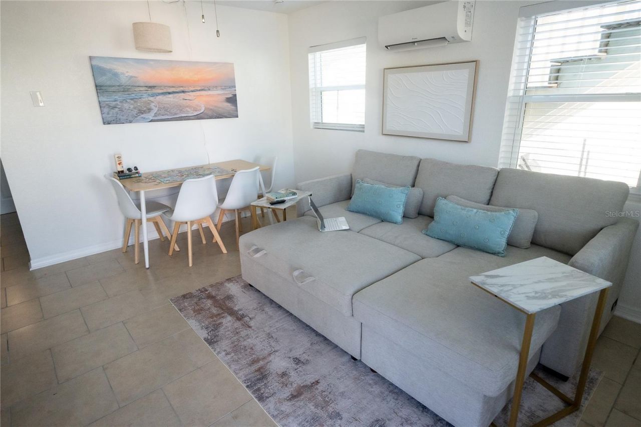 130 177th Ter W, Redington Shores, FL 33708 Photo